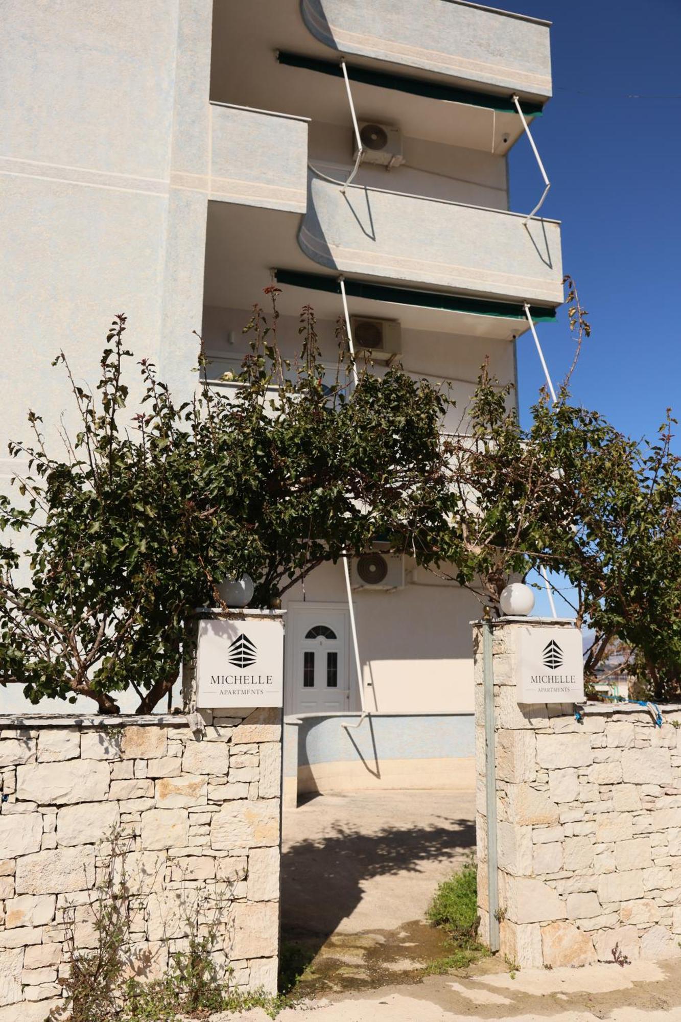Michelle Apartments كساميل المظهر الخارجي الصورة
